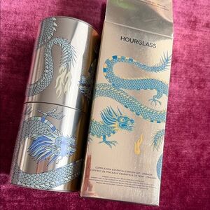Hourglass Dragon Design Brush Set - Silver and Blue